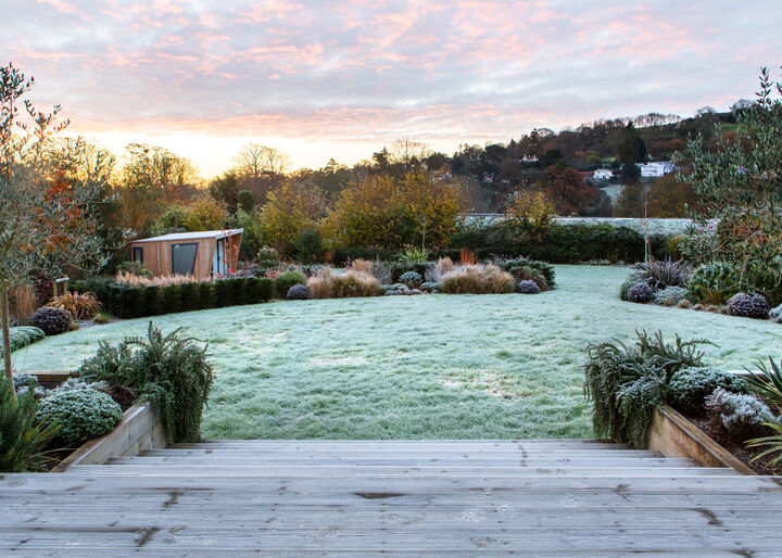 AM Gdns 03 Winter.jpg